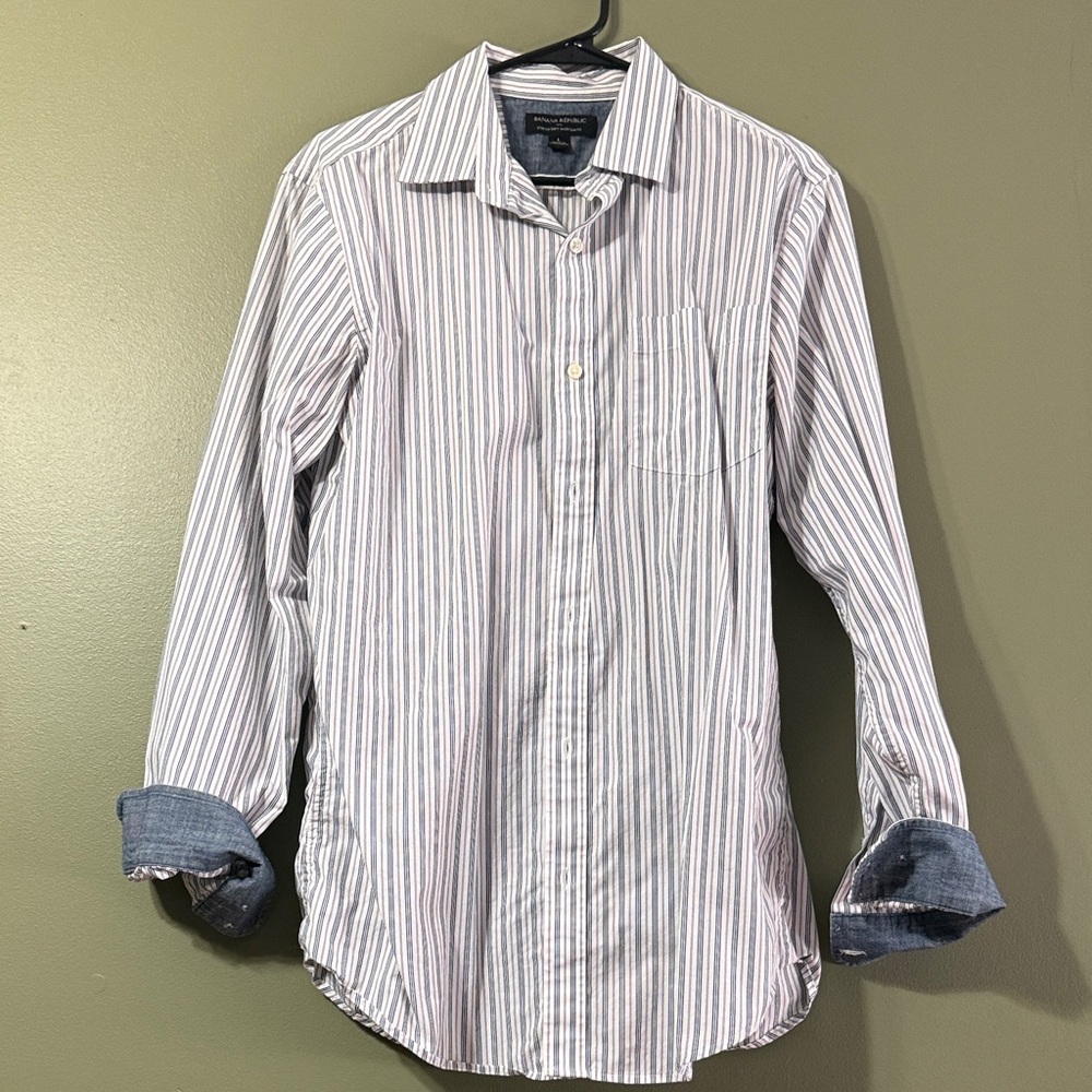 Banana Republic Men's Blue and Purple Striped Shirt